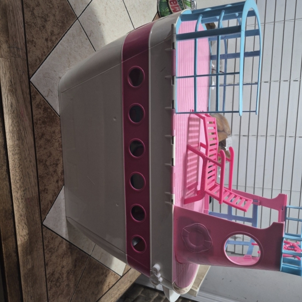 Barbie Sisters Cruise Ship